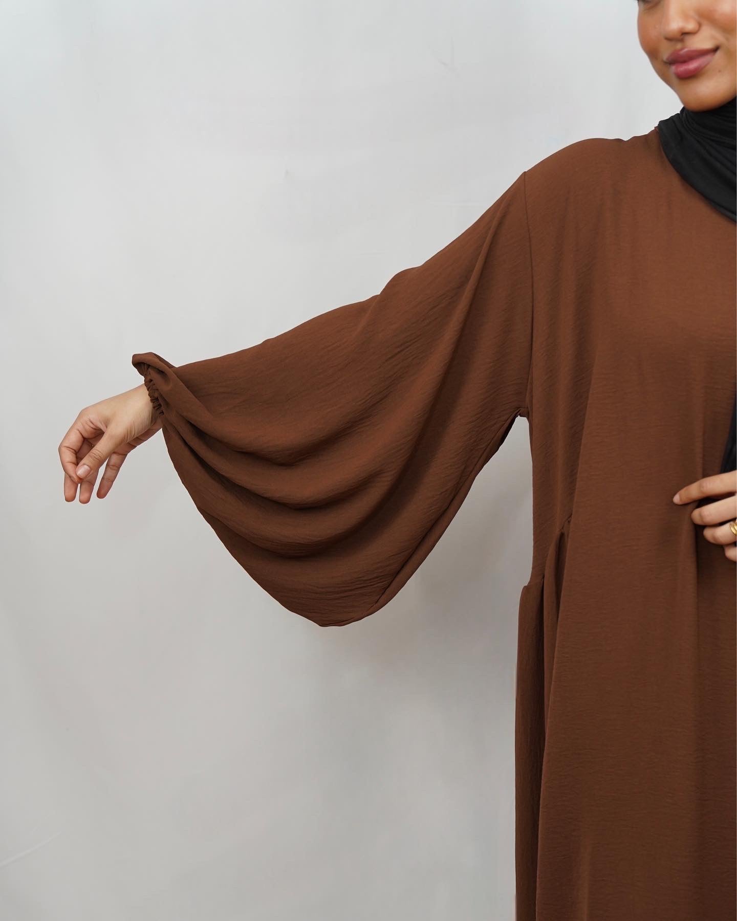 Abaya Chay - Braun